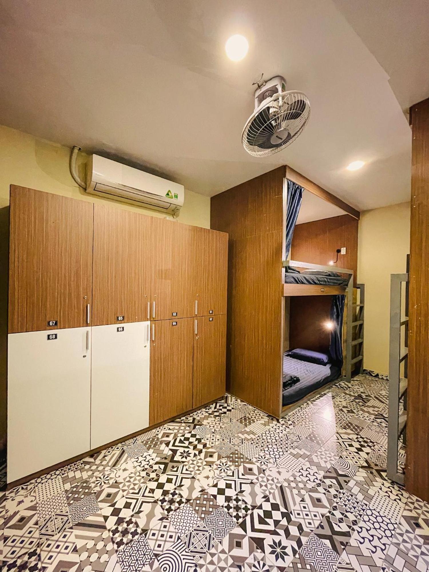 Vy Da Backpacker Hostel Cidade de Ho Chi Minh Exterior foto